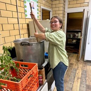 Meet your Posher, Emily